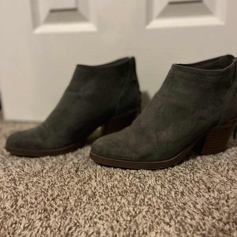 Gray zipper booties